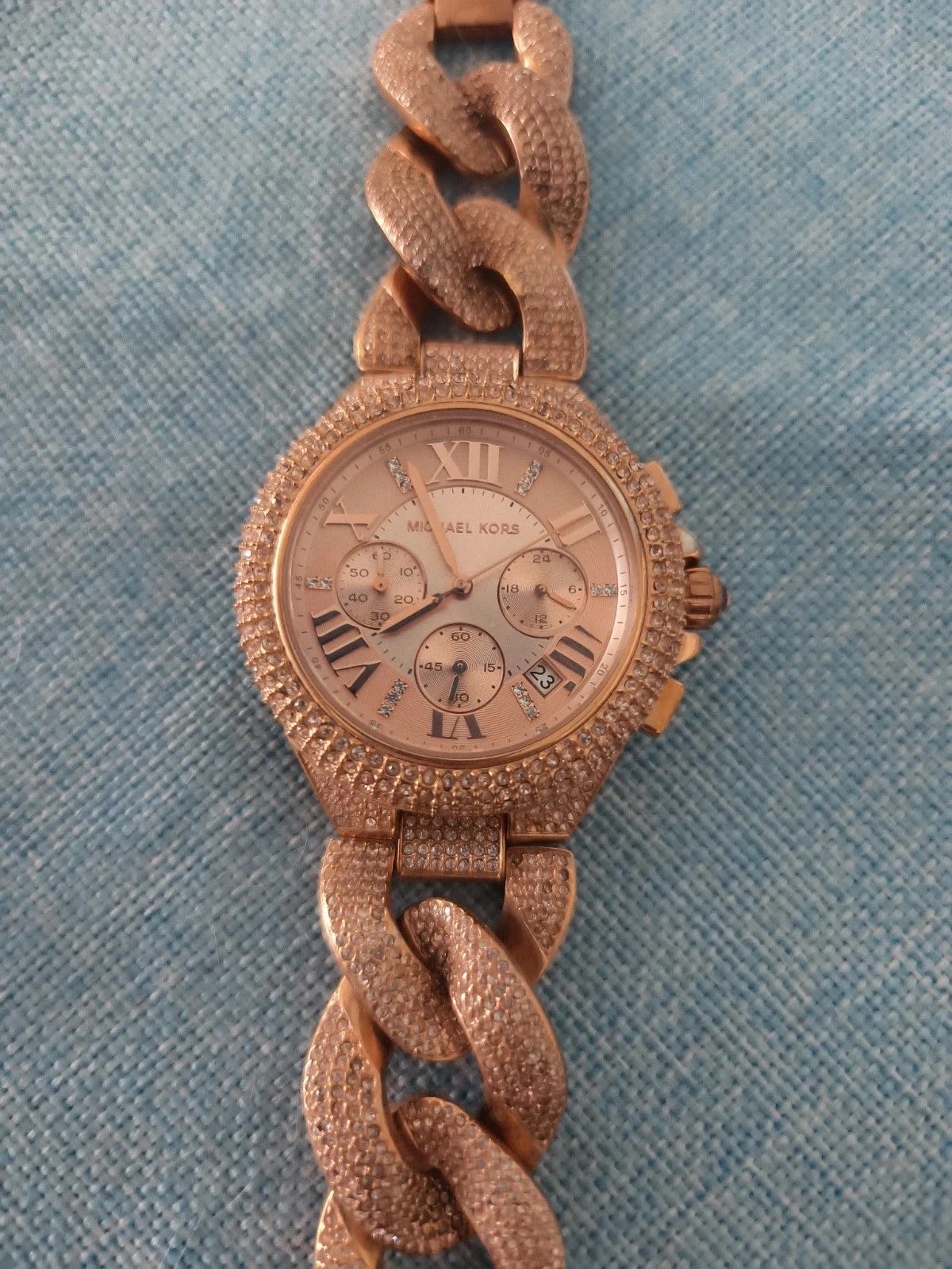 Relógio Michael Kors rosa com cristais – photo 2
